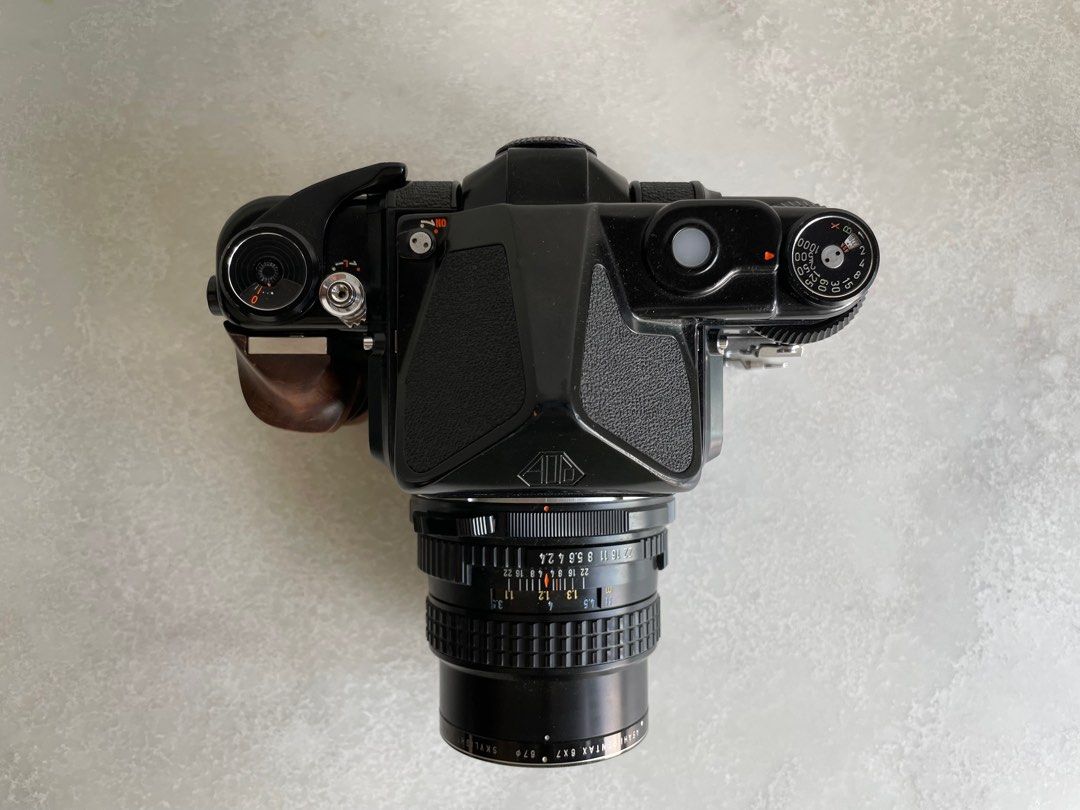 Pentax 67 (MLU) with latest 105mm Photography, Cameras on