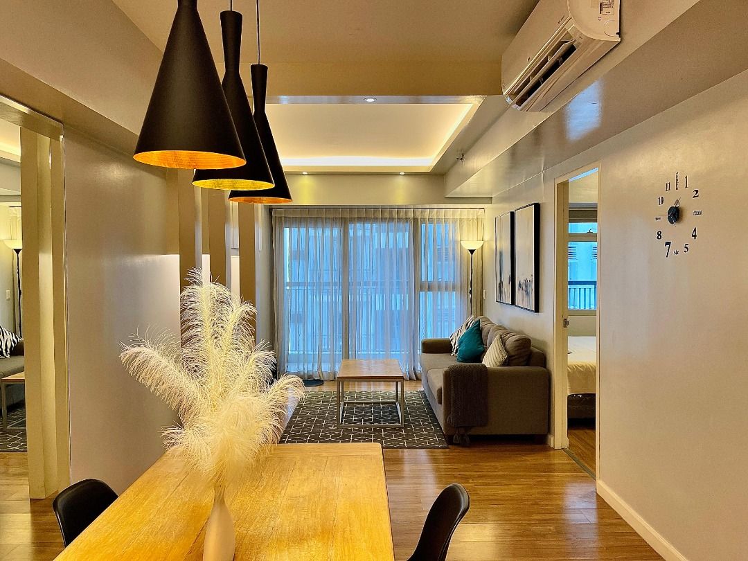 Rush Sale! Spacious 1BR One Maridien BGC for Sale Interior Designed