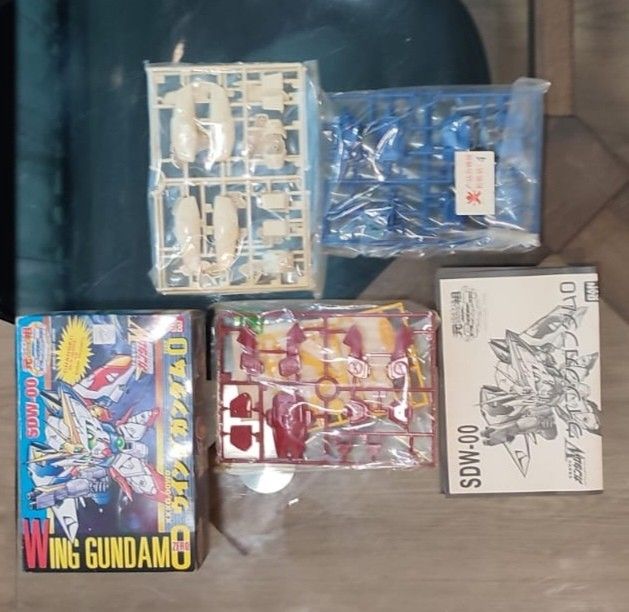 SDW-00 Wing Gundam 0/ ZERO (Category: Gundam Model Kits) located in Singapore. Submitted by nik.noi (Listing ID 1329854627, Image 3). Description: SDW-00 Wing Gundam 0/ ZERO Model Number Original Ganso SD Gundam World Series Wing Gundam Zero 0 Model Kit Bandai BB Senshi.