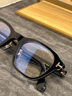 (Category: ) located in . Submitted by nicheeyewear (Listing ID 1329871921, Image 1). Description: .