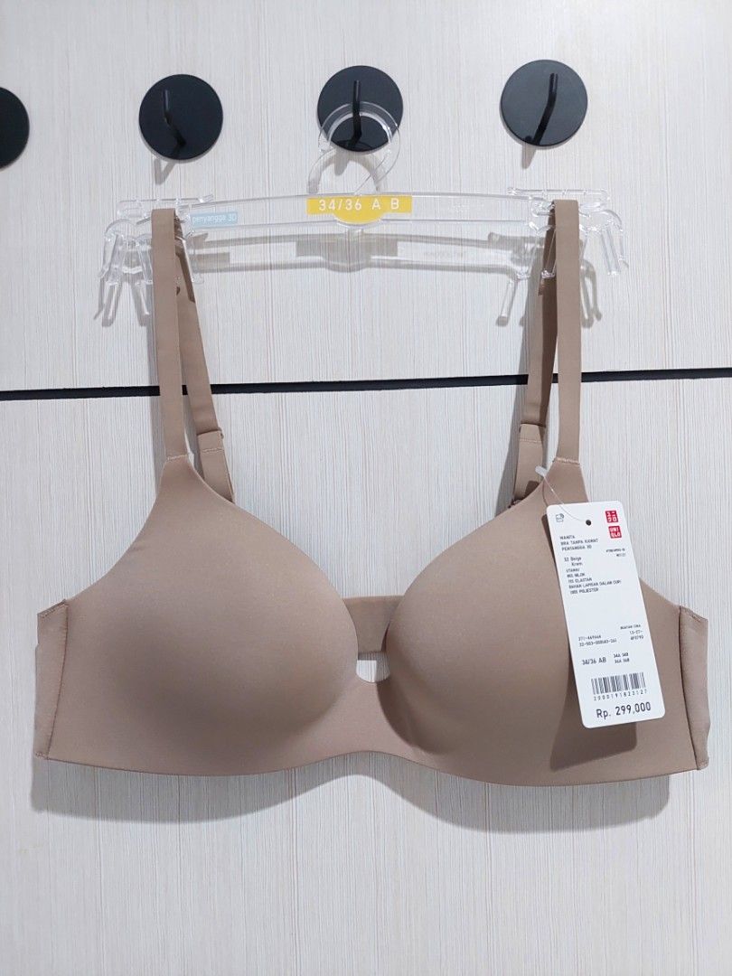Uniqlo wireless Bra (3D hold)