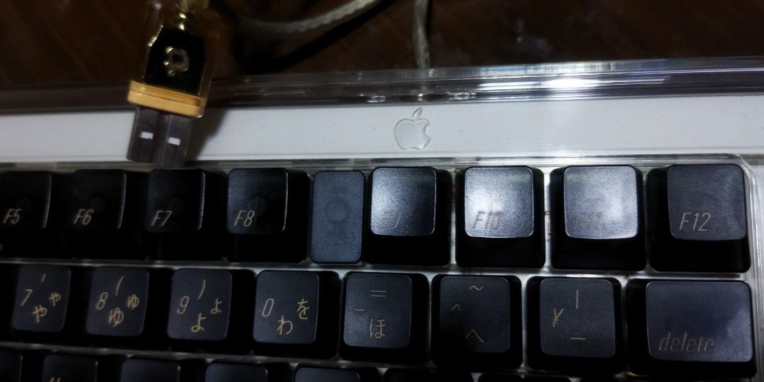 Vintage Computer Keyboard (Category: Computer Keyboard) located in Pasay City. Submitted by marineljapansurplus (Listing ID 1329840738, Image 3). Description: Vintage Computer Keyboard 1. Apple Pro USB Wired keyboard M7803 2 USB input Missing one piece key (as is..) 2. Fujitsu PS/2 wired keyboard Note: not tested.. as is... Bundled/ take all for only ₱1,300 Loc. Cabrera, Pasay City.