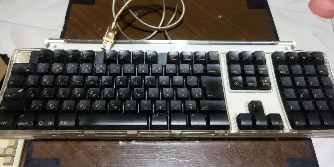 Vintage Computer Keyboard (Category: Computer Keyboard) located in Pasay City. Submitted by marineljapansurplus (Listing ID 1329840738, Image 2). Description: Vintage Computer Keyboard 1. Apple Pro USB Wired keyboard M7803 2 USB input Missing one piece key (as is..) 2. Fujitsu PS/2 wired keyboard Note: not tested.. as is... Bundled/ take all for only ₱1,300 Loc. Cabrera, Pasay City.