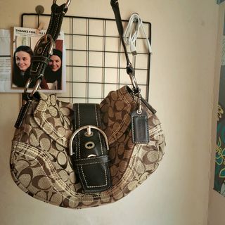 (Category: ) located in . Submitted by miamoore991 (Listing ID 1329830357, Image 1). Description: .