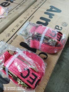 (Category: ) located in . Submitted by fte.warehouse (Listing ID 1329890327, Image 1). Description: .