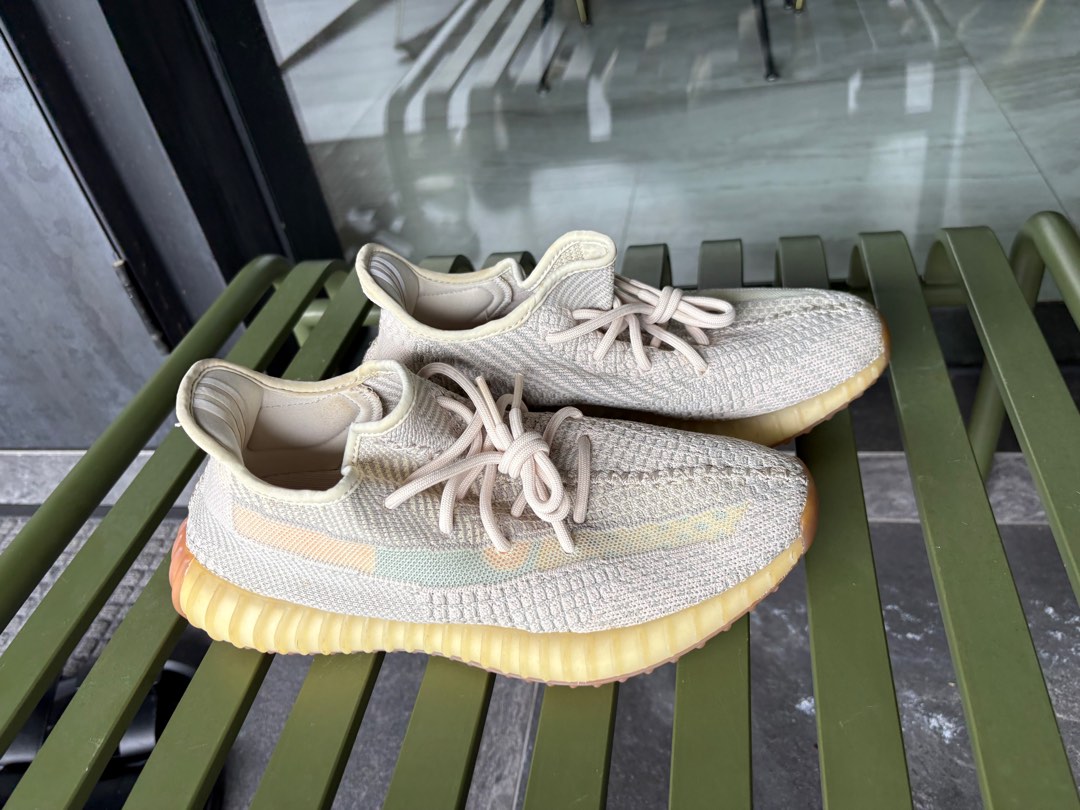 Yeezy ultra boost 350 deals