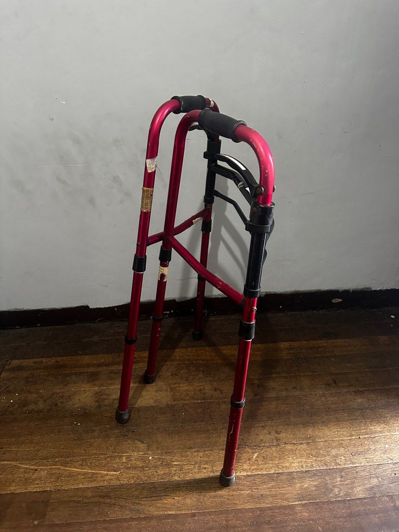 Adult walker - foldable (Category: Medical Supplies & Tools) located in Quezon City. Submitted by hernandjo (Listing ID 1333896715, Image 2). Description: Final Price .