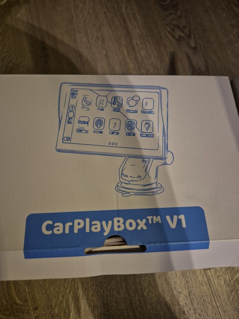 Android Auto System (Category: Navigation & Displays) located in Singapore. Submitted by rkwdeathstroke (Listing ID 1333970719, Image 3). Description: Selling a brand new Carplay Box V1 android auto / apple carplay infotainment system. Bought on impulse and never used it before, only tried setting it up. The adhesive on the mount is used already so need to source for your own adhesive to reglue to your dashboard surface. Other than that, no issue