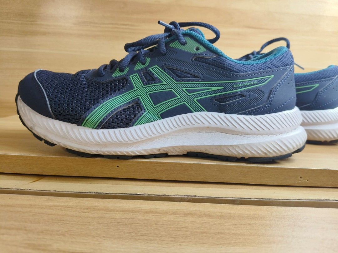 Model asics outlet