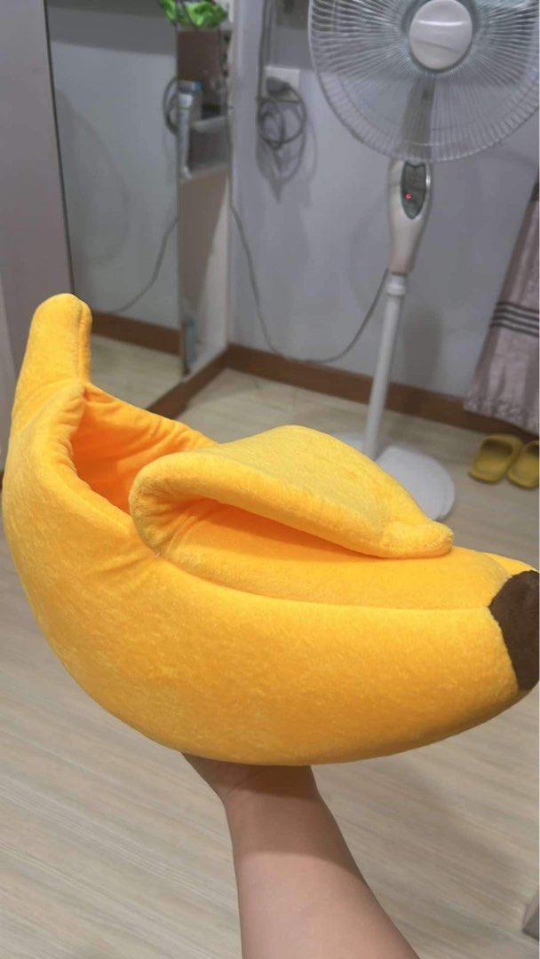 Banana Plush container (Category: Plushies & Soft Toys) located in Manila. Submitted by rhearhea17 (Listing ID 1333917346, Image 1). Description: Shipping shouldered by the buyer. .