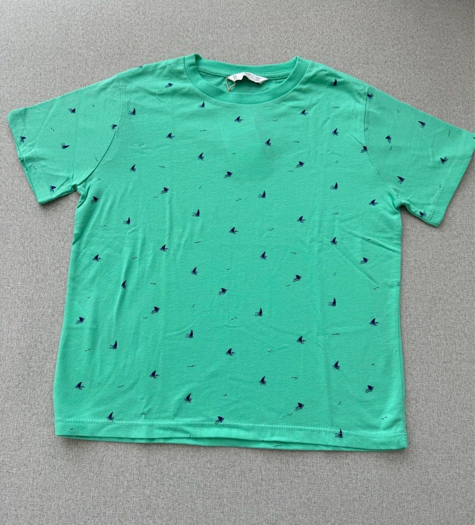 Brand New Boys Tshirt (Category: Babies & Kids Fashion) located in Muntinlupa City. Submitted by time2declutter (Listing ID 1333899241, Image 1). Description: Brand new Tshirt for boys 128 cm For 7-8 years ole.