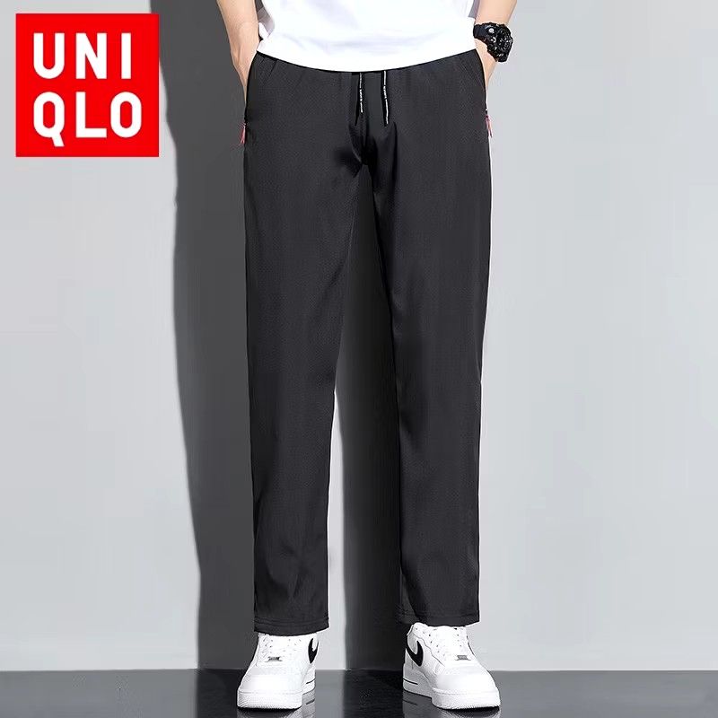 Uniqlo workout pants top