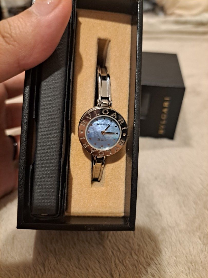 Bvlgari Bzero1 watch womens (Category: Luxury Watches) located in San Juan City. Submitted by cheesecakee09 (Listing ID 1333887083, Image 3). Description: Bvlgari Watch womens Complete with box Size 17.