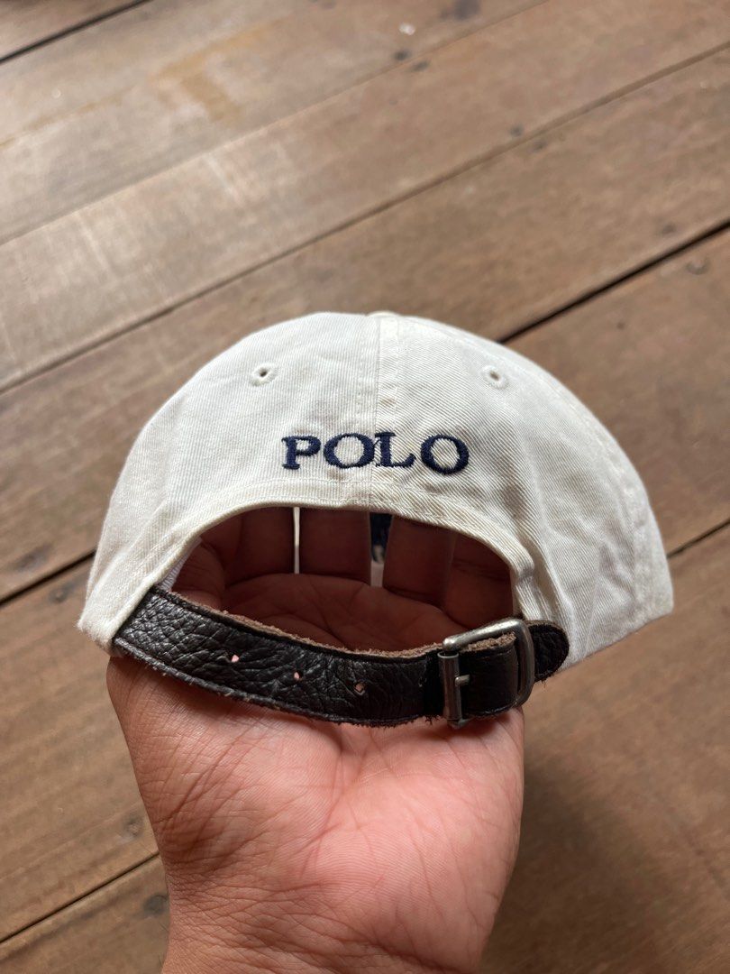Cap (Category: Cap & Hats) located in Petaling Jaya. Submitted by thriftpal (Listing ID 1333872858, Image 3). Description: Polo ralph lauren Made in taiwan Condition like new Colourway white blue Price RM85 siap pos tambah RM10.