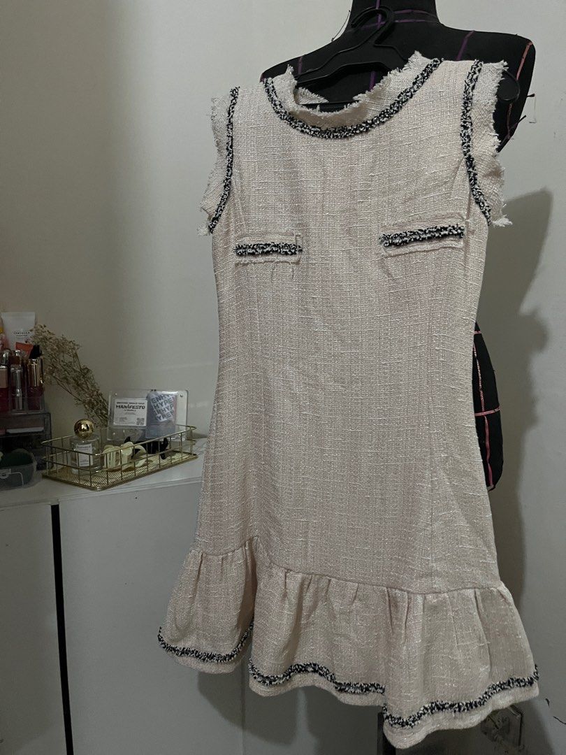 Cream Beige Tweet Dress Chanel Coquette, Women's Fashion, Dresses & Sets,  Dresses on Carousell