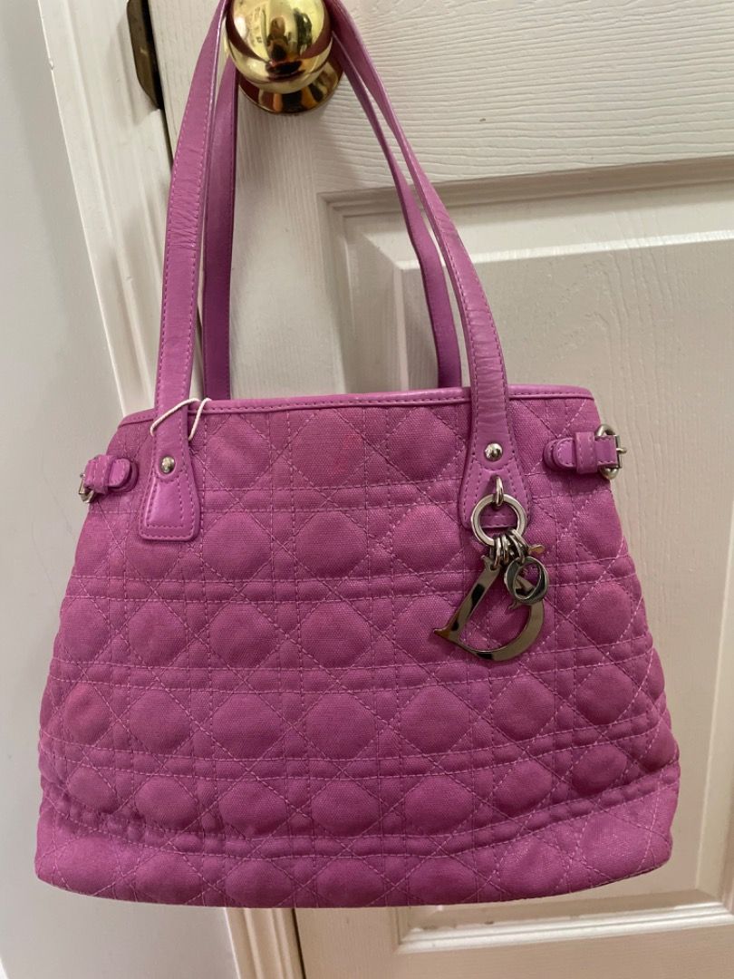 Dior tote bag (Category: Bags & Wallets) located in Brampton. Submitted by lailabanse40821 (Listing ID 1333861083, Image 1). Description: With some discoloration and deformed parts. Some stain on the rubber linings. Please check pictures.