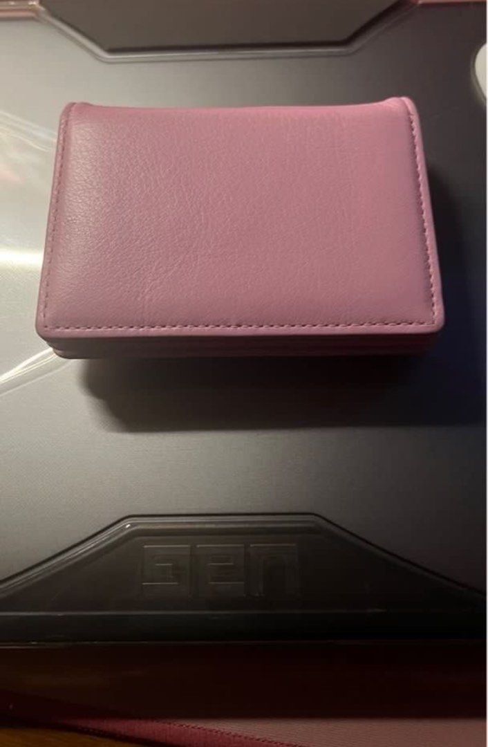 Fennec Halfmoon Accordion Wallet Pink (Category: Wallets & Card holders) located in Quezon City. Submitted by kmaeb (Listing ID 1333991898, Image 2). Description: RFS: decluttering Korean brand .