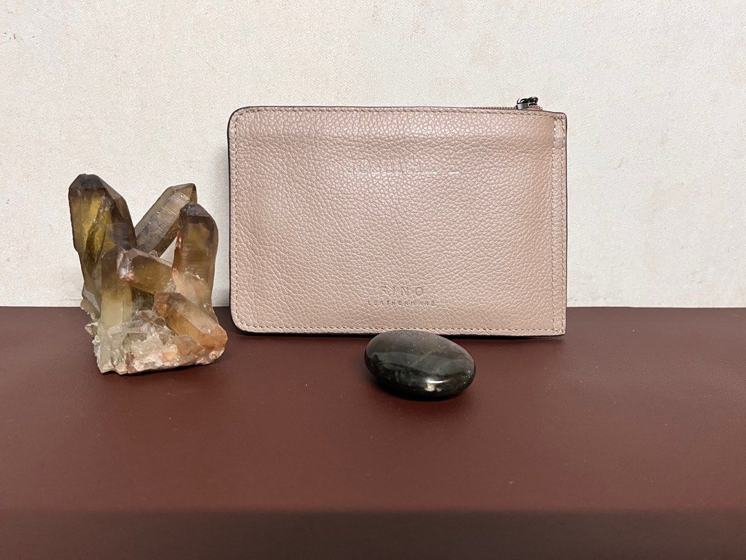Fino Wallet (Category: Luxury Bags & Wallets) located in Caloocan City. Submitted by cjocath (Listing ID 1333930778, Image 1). Description: Taupe color, personal use, no tear or bakbak rank A, used twice only .