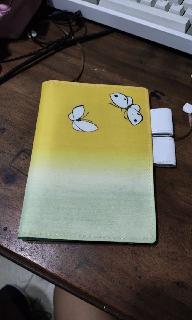 Hobonichi A6 Cover (Category: Stationery & School Supplies) located in Guimba. Submitted by marjnm14 (Listing ID 1333852628, Image 3). Description: FS: Hobonichi 2023 A6 Tokyo National Museum: Shibata Zeshin - Small White Butterfly - with free COC Lightly used. Did not leave the house PHP 1500 RFS: have decided on leather cover Shipping c/o buyer (J&T or LBC) Location: Nueva Ecija MOP: Gcash, Bank Transfer.