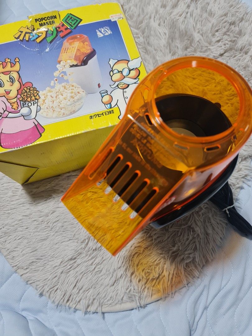 Japan Popcorn maker (Category: Other Kitchen Appliances) located in Cavite. Submitted by csl_corner (Listing ID 1333907743, Image 2). Description: Japan Popcorn maker with box 110volts 💯Authentic Original from Japan *missing small top cover but functional.