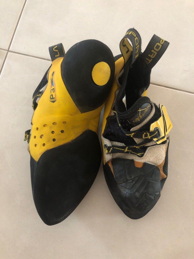 La Sportiva EU39.5 Solution climbing shoes, Sports Equipment 