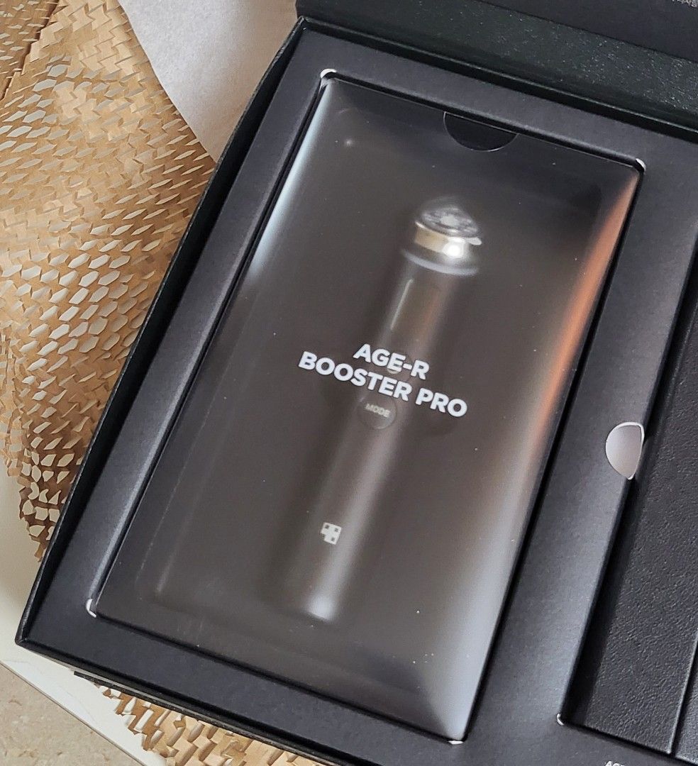 LIMITED EDITION Medicube 6-in-1 AGE-R Booster Pro Beauty Device
