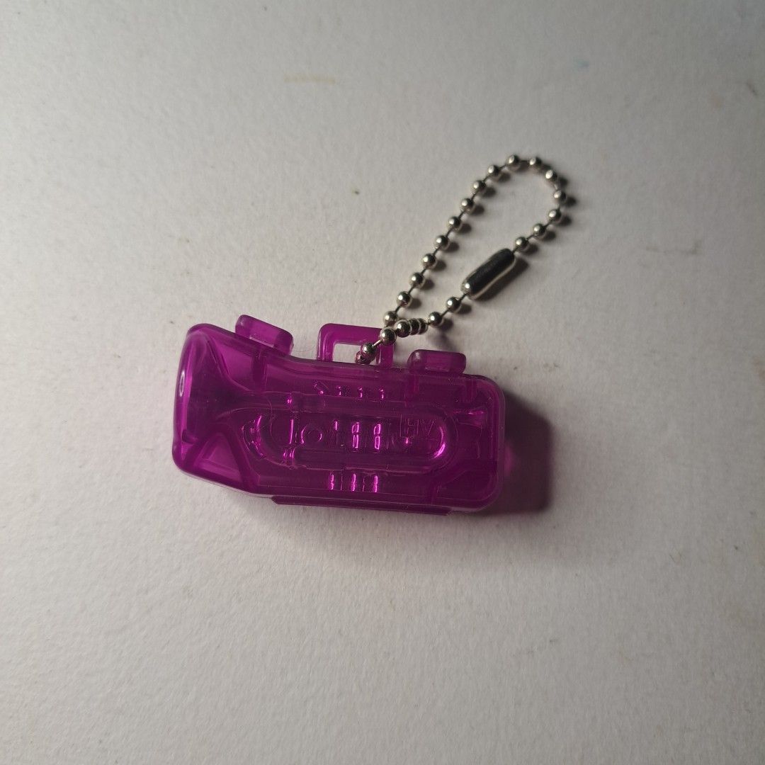 Musical instrument charm|trumpet (Category: Musical Instruments) located in M'Lang. Submitted by ardinelle.finds (Listing ID 1333880676, Image 2). Description: .