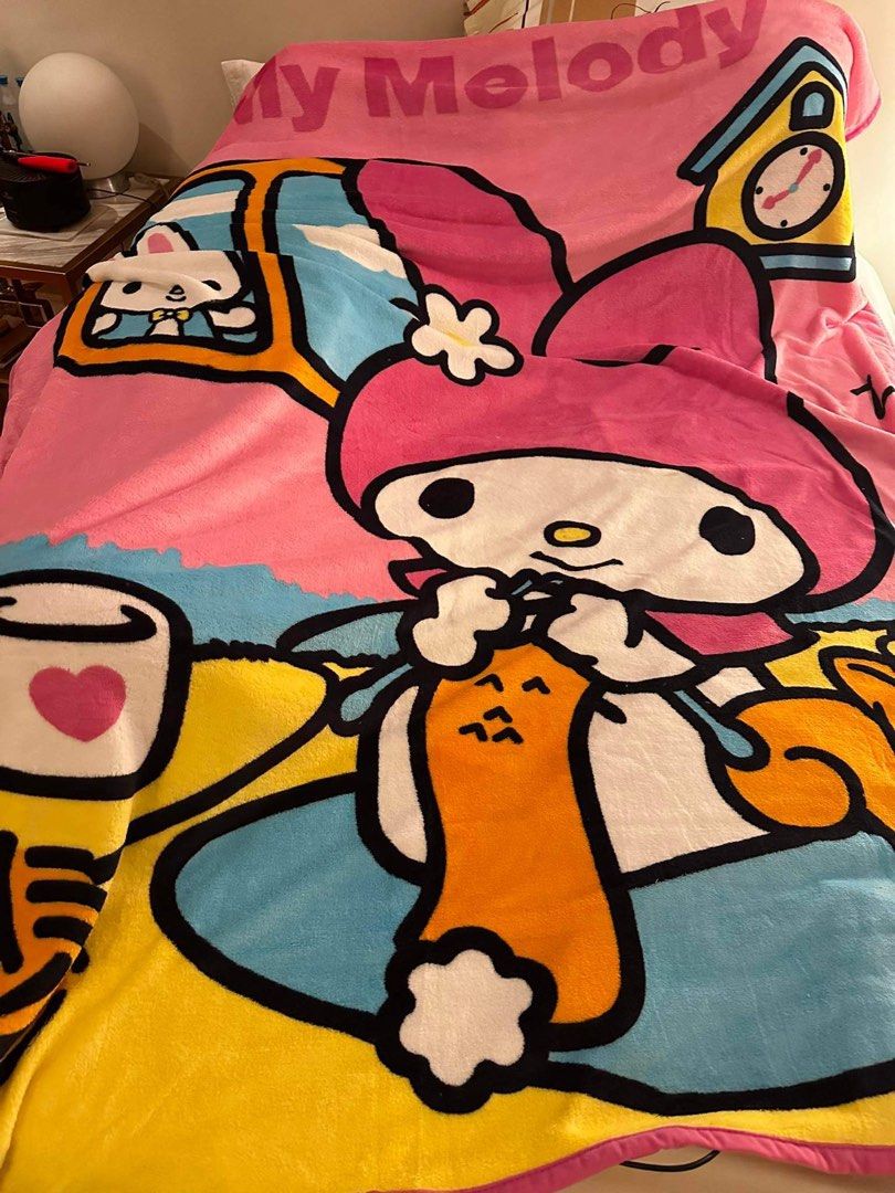 My Melody flannel blanket (Category: Bedding & Towels) located in Manila. Submitted by mjky888 (Listing ID 1309139294, Image 2). Description: My Melody blanket 160 x 210cm.