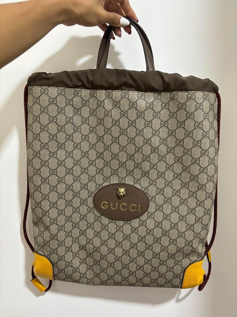 Gucci gg supreme drawstring backpack store