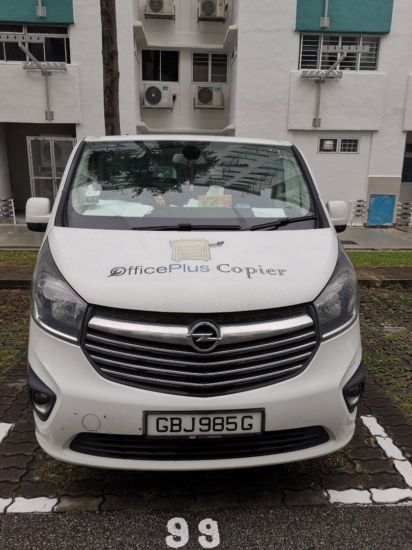 Opel Vivaro 1.6 Manual (Category: Used Commercial Vehicles for Sale) located in Singapore. Submitted by copier_supplies (Listing ID 1333918203, Image 3). Description: direct owner stock unit accident free can arrange for viewing.