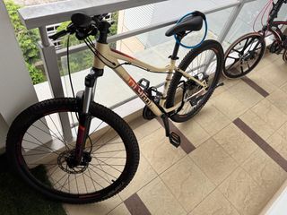(Category: ) located in . Submitted by melvin29 (Listing ID 1333991976, Image 1). Description: .
