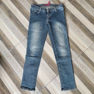 (Kategori: ) berada di . Dikirim oleh cecece23 (ID iklan 1333985543, Gambar 1). Deskripsi: .