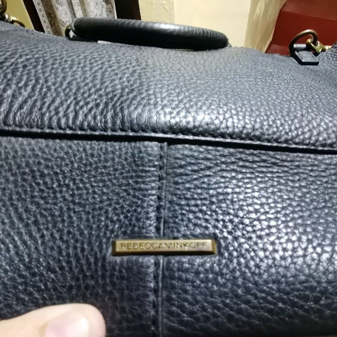 SALE!!! rebecca minkoff bag (Category: Cross-body Bags) located in Dinalupihan. Submitted by shanderbags (Listing ID 1333958910, Image 3). Description: medium size 2 way sign of usage s metal parts.