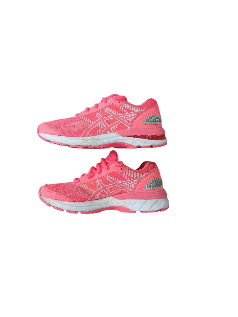 Sepatu volly asics gel nimbus 19 2025