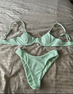 (Category: ) located in . Submitted by issavv (Listing ID 1333902482, Image 1). Description: .