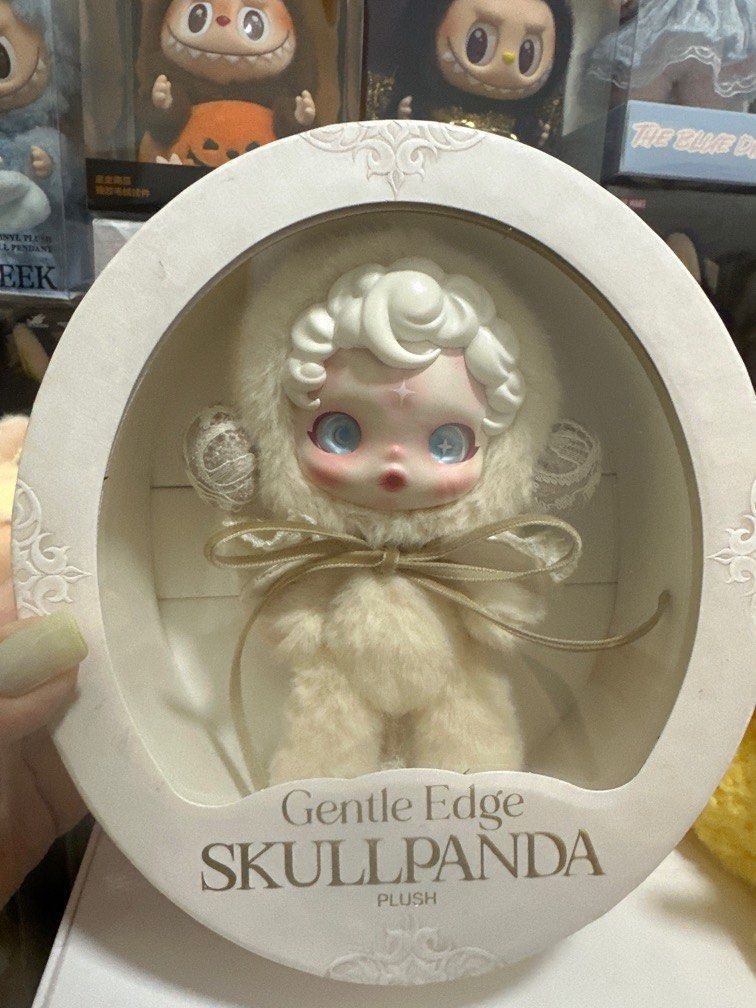 Skullpanda Gentle Edge Vinyl Plush Pendant (Exclusive Shanghai PTS