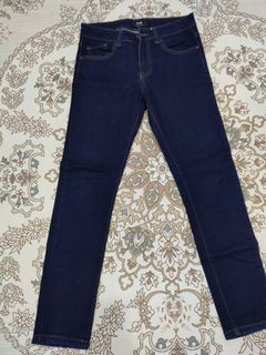 (Category: ) located in . Submitted by frommywardrobe4u (Listing ID 1333884008, Image 1). Description: .