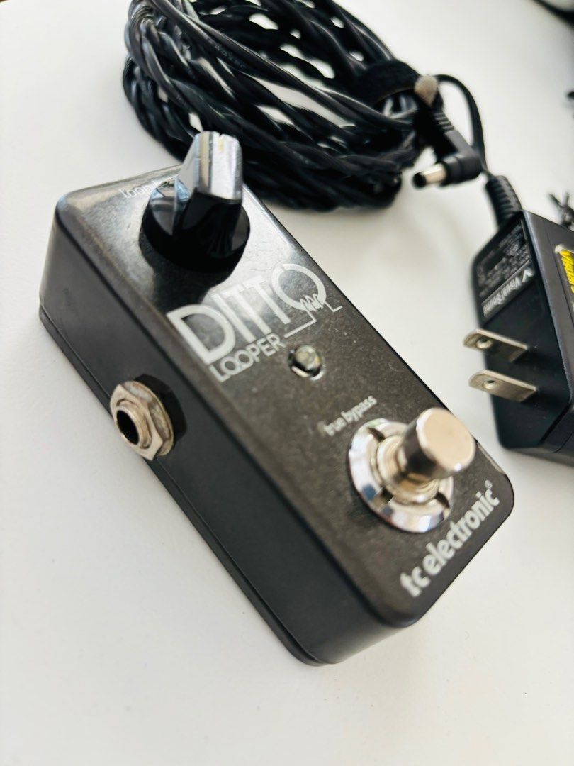 TC Electronic DITTO Looper w/ 1 Spot (Category: Musical Instruments) located in Quezon City. Submitted by maplehome (Listing ID 1333874603, Image 3). Description: Looper bought at GP. 1Spot bought in the US. RFS not using anymore.