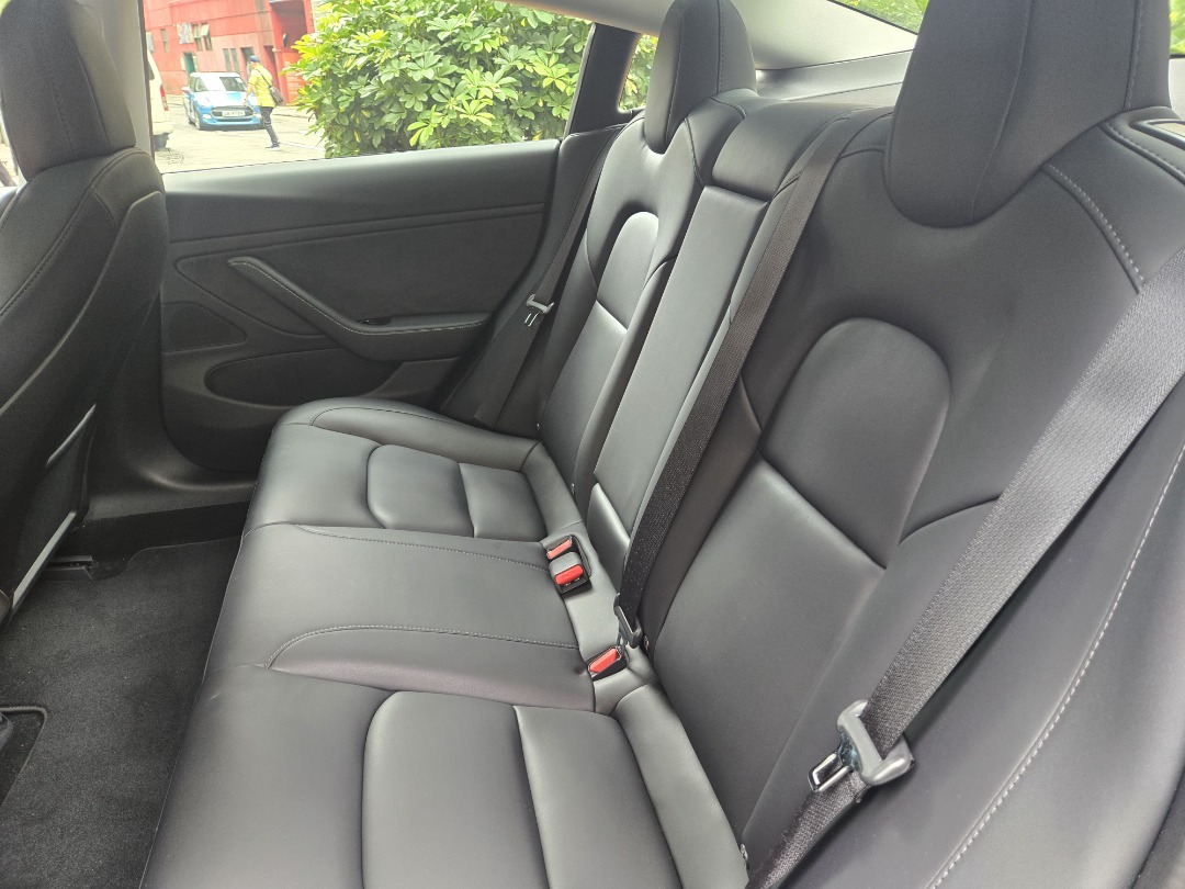Tesla Model 3 SR Auto62863174903297114