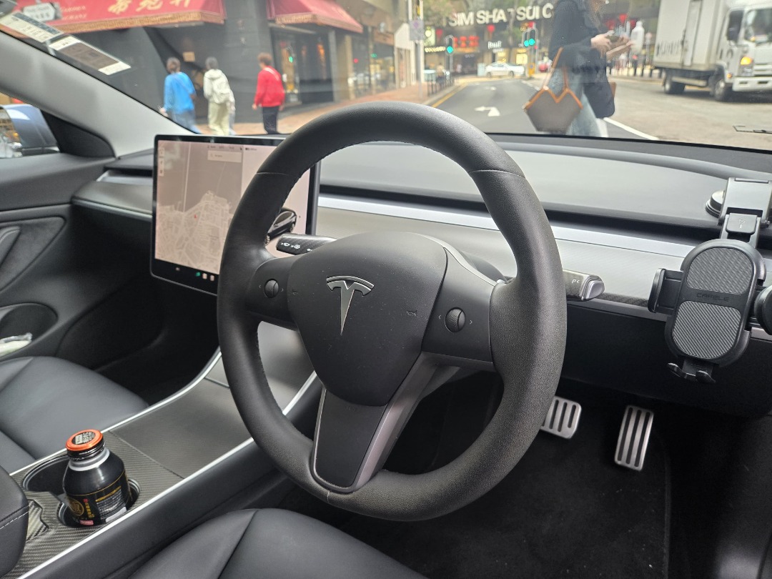 Tesla Model 3 SR Auto62863174903297113