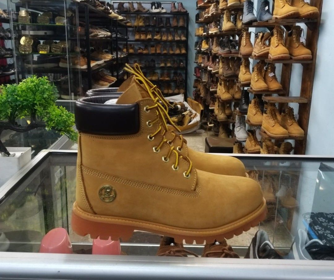 TIMBERLAND x MASTERMIND BOOTS BUNDLE USA Men s Fashion Footwear Boots on Carousell