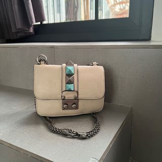 (Kategori: ) berada di . Dikirim oleh prelovindahdelf (ID iklan 1333917875, Gambar 1). Deskripsi: .