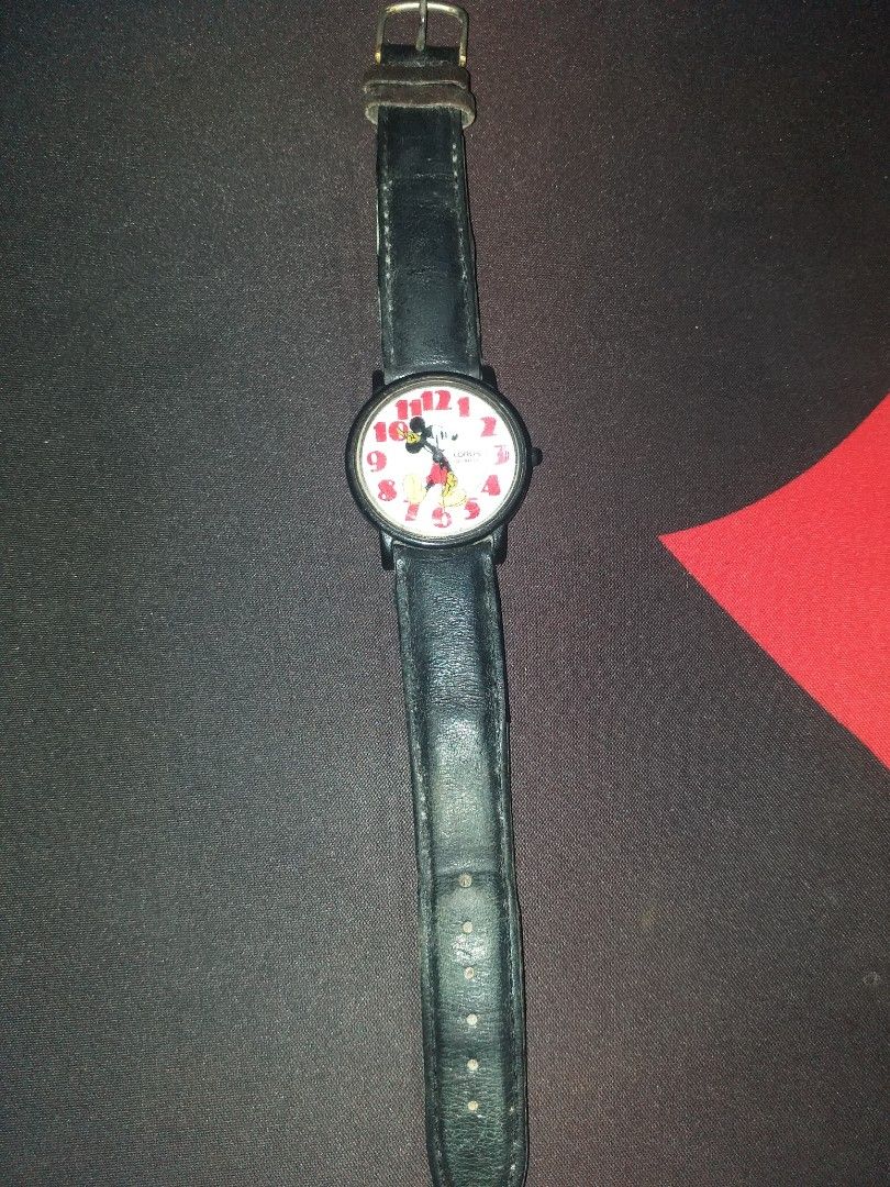 Vintage Lorus Mickey Mouse Watch 1980s Hobbies Toys Memorabilia Collectibles Vintage Collectibles on Carousell