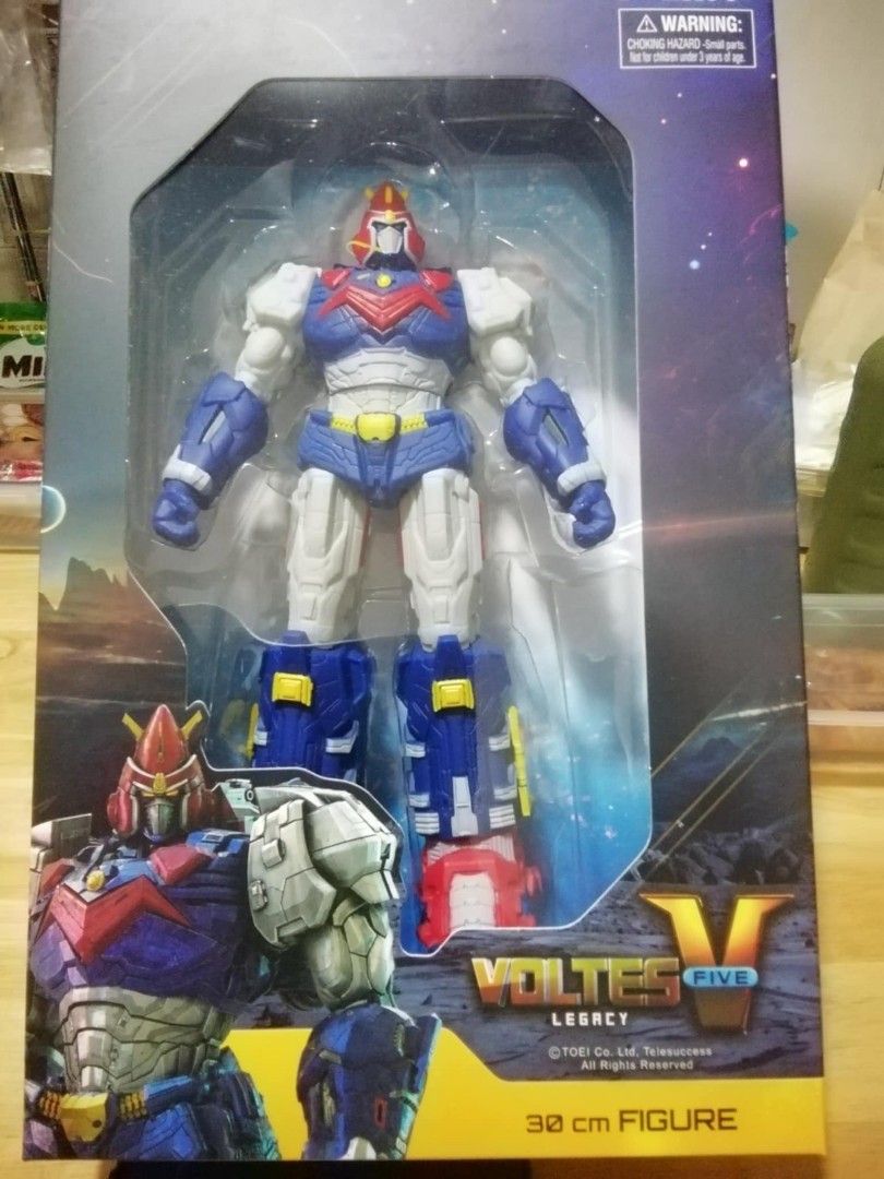 Voltes V Action figure 30cm (Category: Figurines & Statues) located in Manila. Submitted by ra.so29 (Listing ID 1333945777, Image 1). Description: Voltes V Action figure 30cm brand new sealed Good condition.