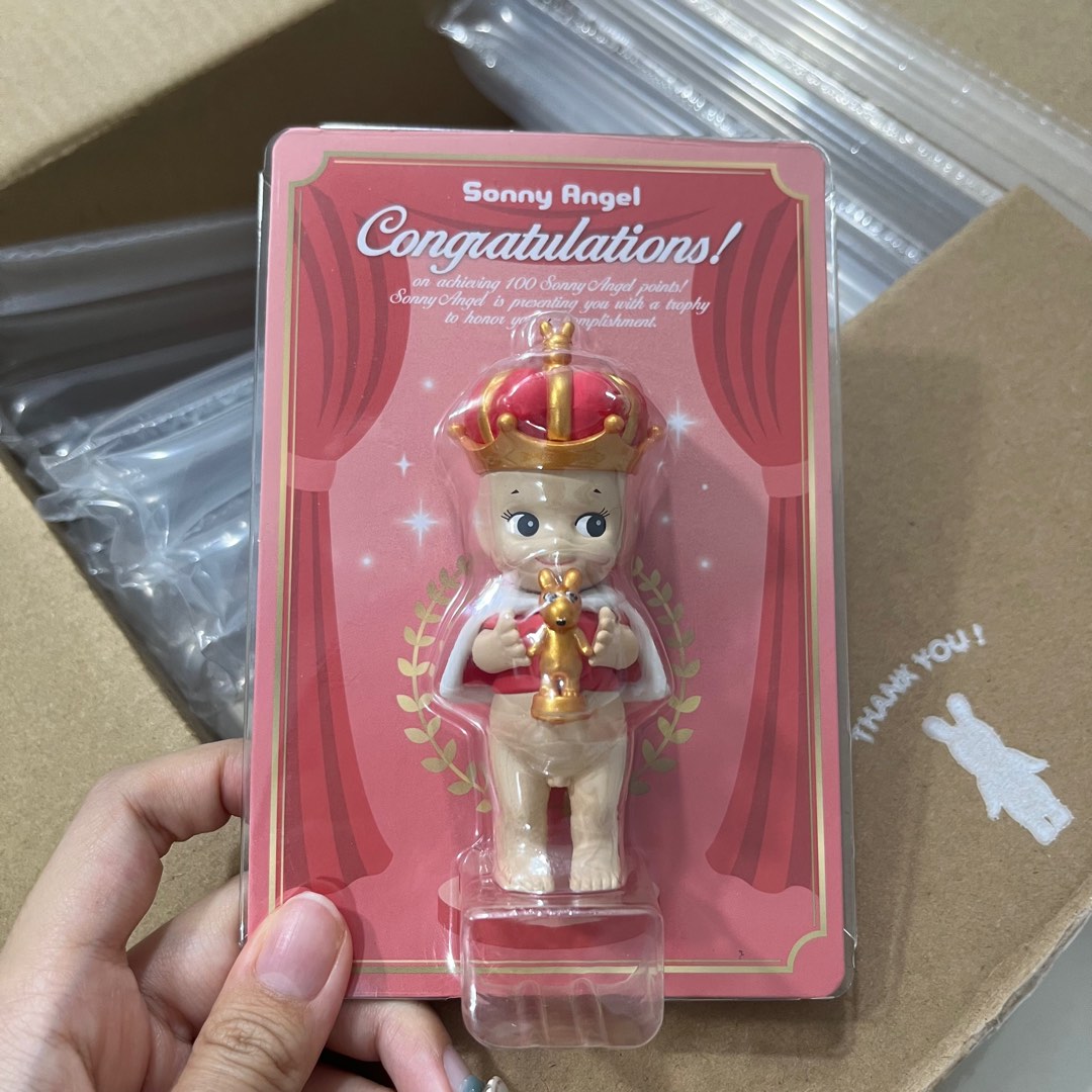 wts sonny angel garnet crown, Toys & Collectibles, Fan Merchandise