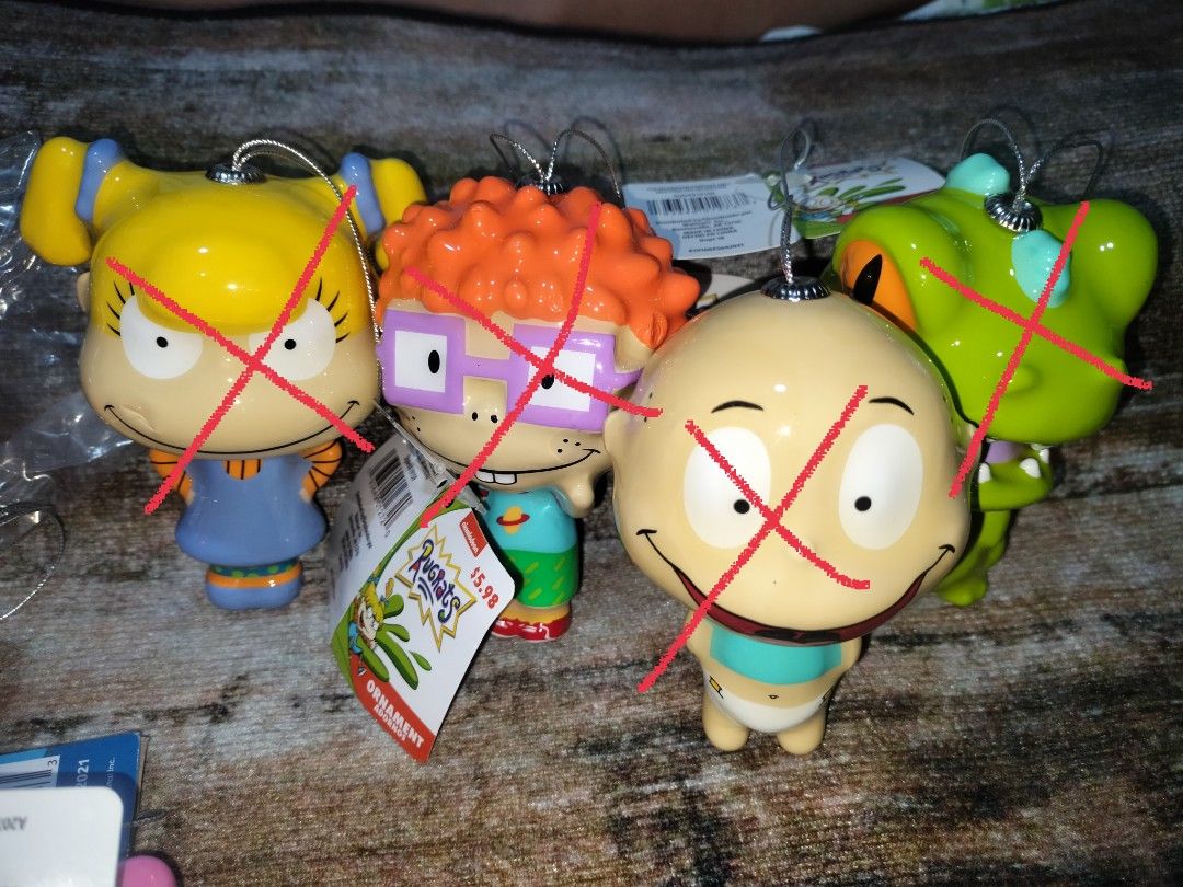 Xmas Ornaments and Xmas Balls (Category: Other Home Decor) located in Quezon City. Submitted by delvallelj58229 (Listing ID 1327960347, Image 1). Description: Lapit na Po Pasko new stocks Po ulit, Xmas Ornaments and Xmas balls po, Paw Patrol, Peppa Pig, Blues Clue's, Smurfs, Bob's Burger, Care Bears, Simpson etc.. 50 each ❗❗sale..sale..sale Negotiable Po ang price pag kunin lahat...
