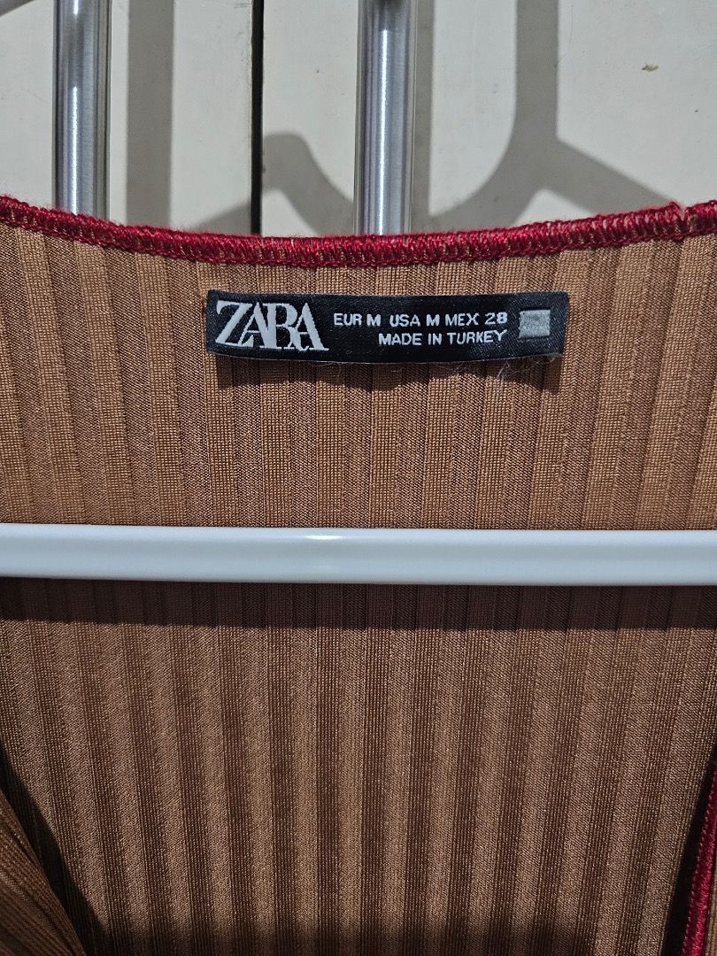 Zara Brown Fringed Longsleeves (Category: Longsleeves) located in Quezon City. Submitted by declutteringgalore (Listing ID 1333950081, Image 3). Description: used once only no flaws loc: qc no cod payment loc: qc shipping at buyer's expense lalamove grab express j&t.