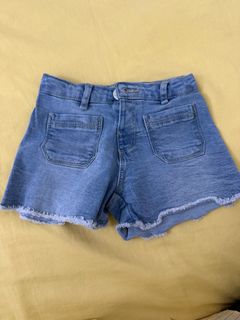 (Category: ) located in . Submitted by wanypreloved (Listing ID 1333952815, Image 1). Description: .