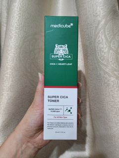 全新 ❤️Medicube Super CICA 修護化妝水64203806859649110