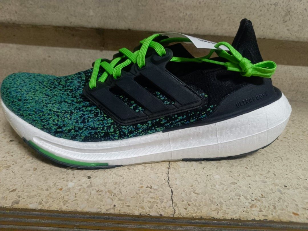 Bnew Adidas Ultraboost light US 9.5 (Category: Sneakers) located in Manila. Submitted by vin0812 (Listing ID 1335604662, Image 2). Description: Adidas Ultraboost light US 9.5 bnew complete meetup starbucks.